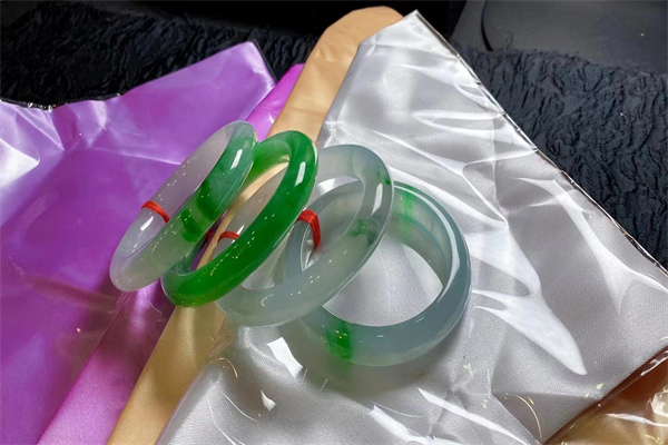 翡翠手鐲價格