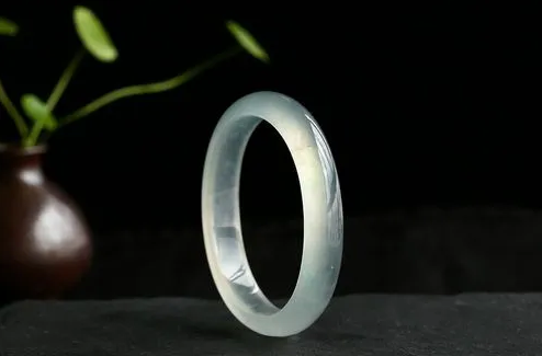 上海翡翠手鐲回收